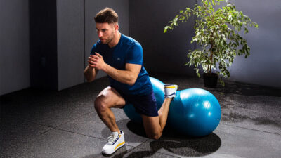 Malé fitness pomôcky, ktoré pomáhajú vytvoriť pravidelný domáci tréning