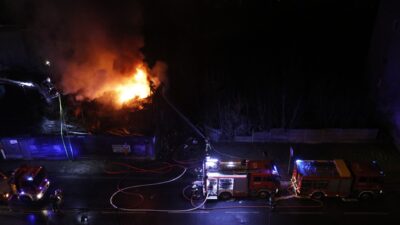 Nočná dráma v Nemecku: Pri požiari nemocnice zahynuli dvaja pacienti, desiatky zranených