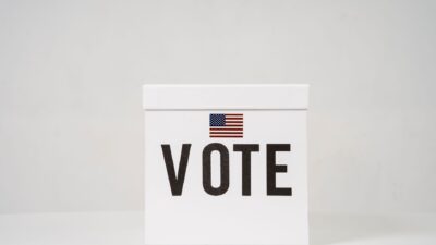 Chmelár kritizuje Fica aj Demokratov: Referendum bolo fiasko, renta je papalášizmus