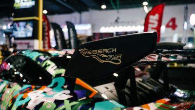 Predaj Porsche v prvom polroku klesol, ťahajú ho nadol Čína a USA