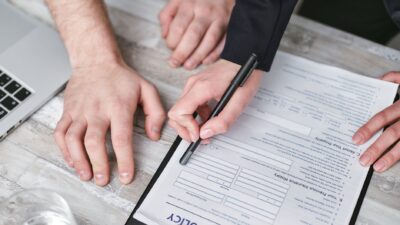 Letná dovolenka v cudzine: Polovica Slovákov zabúda na dôležité poistenie