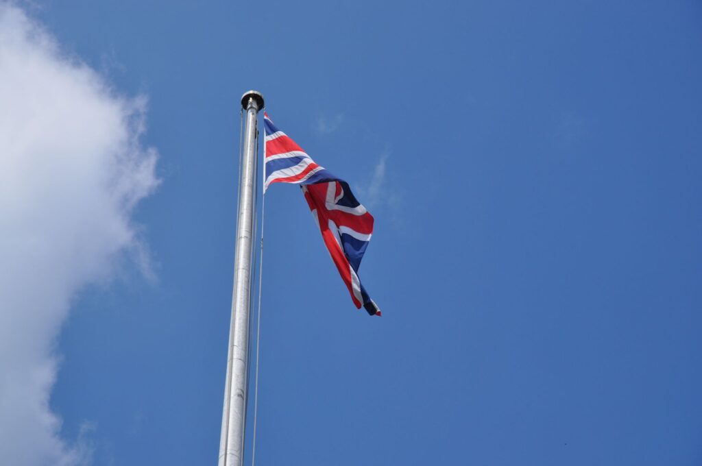 Británia sa pripája k obrovskej pôžičke EÚ pre Ukrajinu, posilní vojenskú podporu