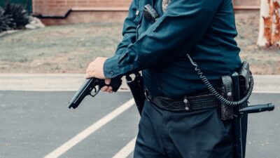 Slovenskí policajti dostanú moderné paralyzéry TASER 10 s dosahom takmer 14 metrov