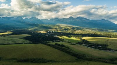 Horúčavy sa vracajú na Slovensko: SHMÚ odhalil, kedy udrie ďalšia vlna