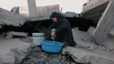 Hamas odmieta hovoriť o odzbrojení, kým neskončí vojna a Izrael nestiahne vojská