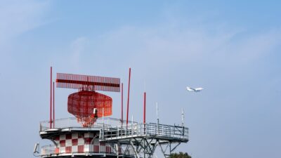 Húsíovia tvrdia, že dronom vyradili radar na letisku Nadžrán