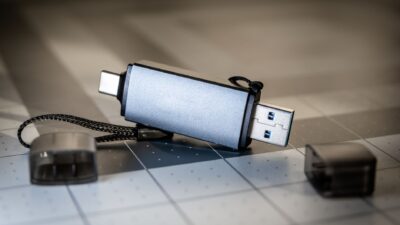 Nová nahrávka z FPU odhaľuje dohody vedenia aj tieň Machalu