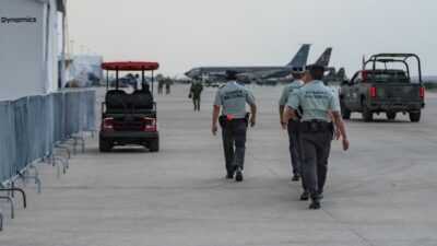 Neznáme drony nad základňou NATO v Nemecku, vyšetruje sa aj výbušný nález