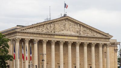 Francúzsky súd zastavil zákaz sociálnych sietí pre mladých do 15 rokov