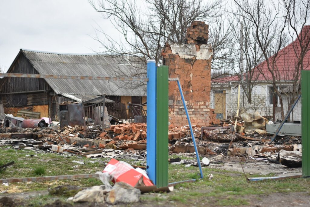 Ruský raketový útok na Charkovskú oblasť si vyžiadal desať obetí