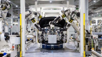 Volkswagen zatvára fabriky: Hrozí bratislavskému závodu likvidácia?