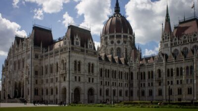 Pellegrini vystúpi v parlamente so správou o stave republiky