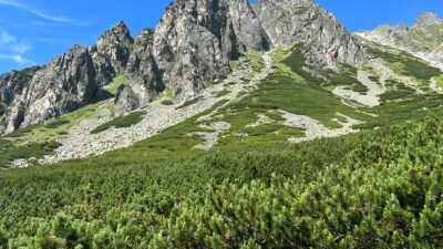 Tatry sa otvorili pre leto: vysokohorské chodníky sú voľné — no na týchto úsekoch ešte neprejdete