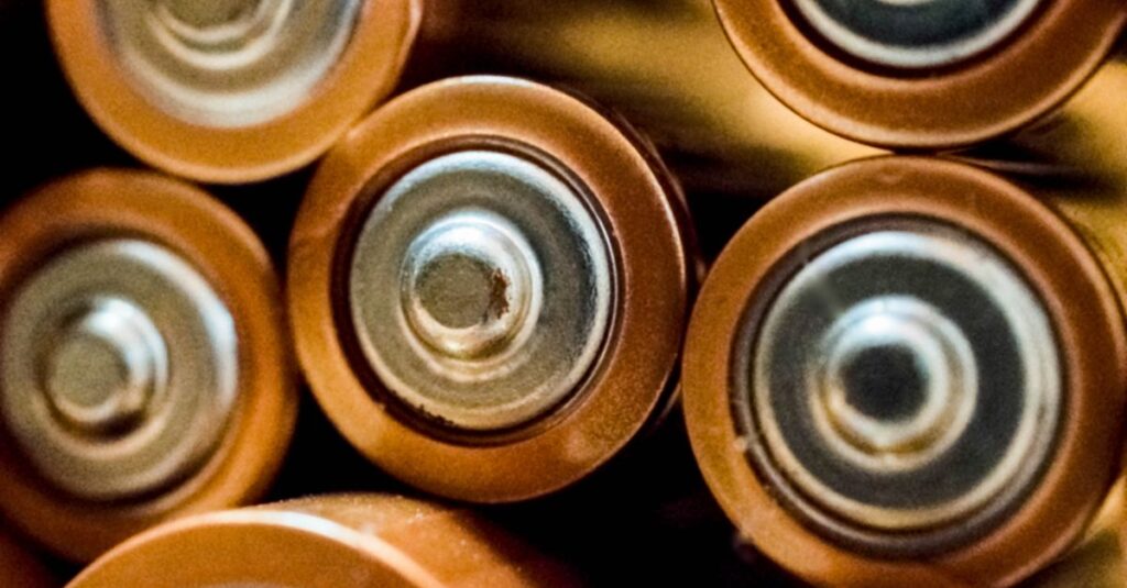 Solid-state batérie: prečo môžu zmeniť elektromobily aj smartfóny