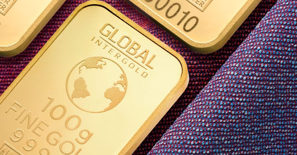 Investovanie do zlata: prečo ho ľudia kupujú a čo treba zvážiť