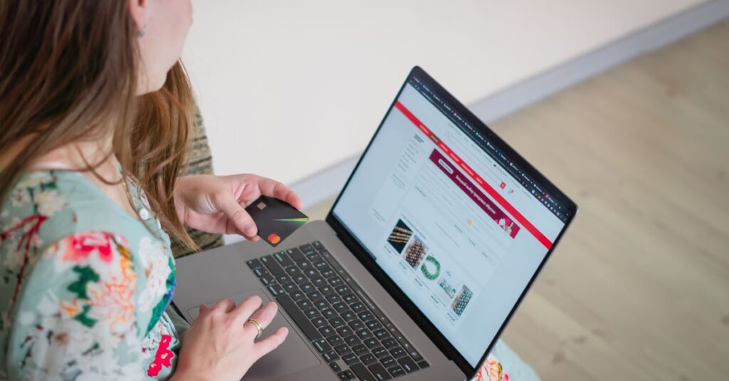 Ako spoznať falošný e-shop: varovné signály a ako sa chrániť