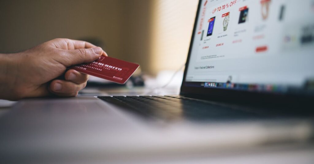 E-shopy majú posledné týždne: od 2. augusta musia označovať AI chatboty aj generovaný obsah, inak hrozia miliónové pokuty